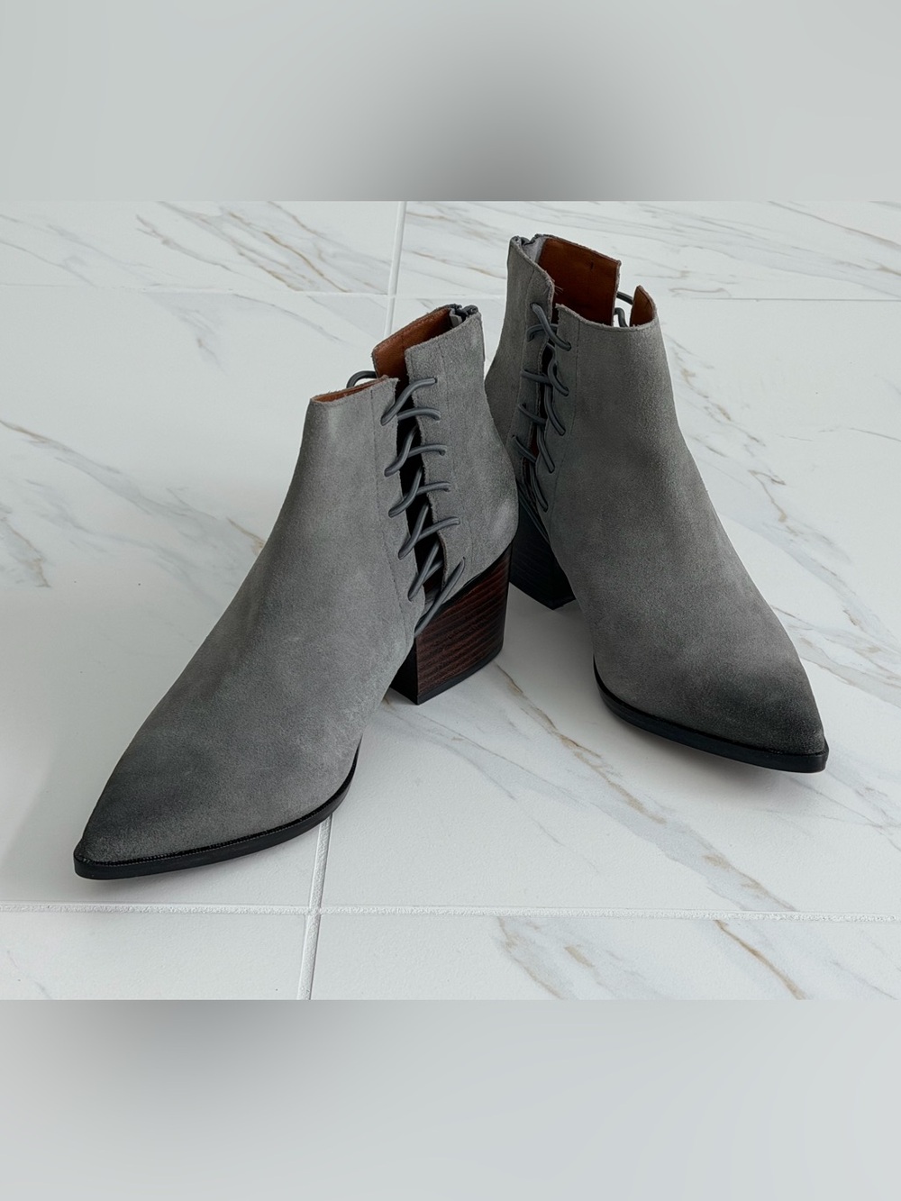 Edgy Linea Paolo “Dara-L” Gray Suede Back Zip, Lace Up Accent,Ankle Bootie, 8M